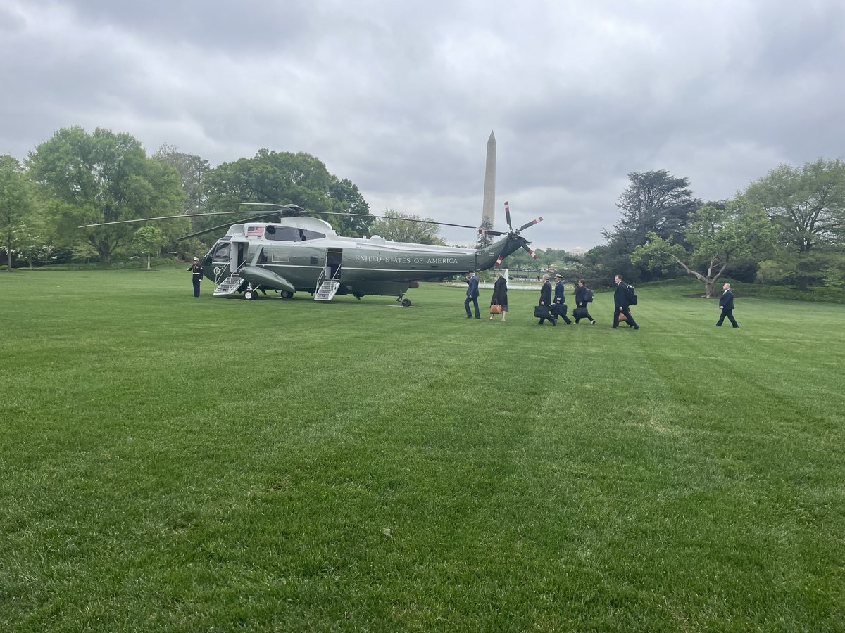 .⁦@POTUS⁩ on his way to Delaware for the weekend