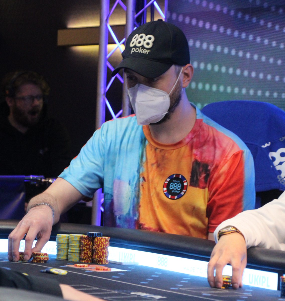Well played to 888poker Pro Ian Simpson who has just finished second in the UKPL Manchester High Roller Event. In his final hand, Ian calls off his 16 bigs with Q-10 suited and can't beat the A-6 of Andrew Hulme. Ian cashes for £15,760 for 2nd.