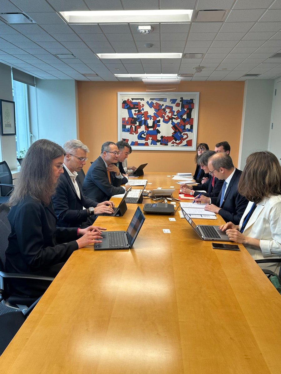 Great #WBGMeetings with the French delegation led by Ms. Shanti Bobin. A long-term partner of @PPIAF_PPP, France's support has been instrumental in strengthening PPP programs & capacity building in francophone #Africa.