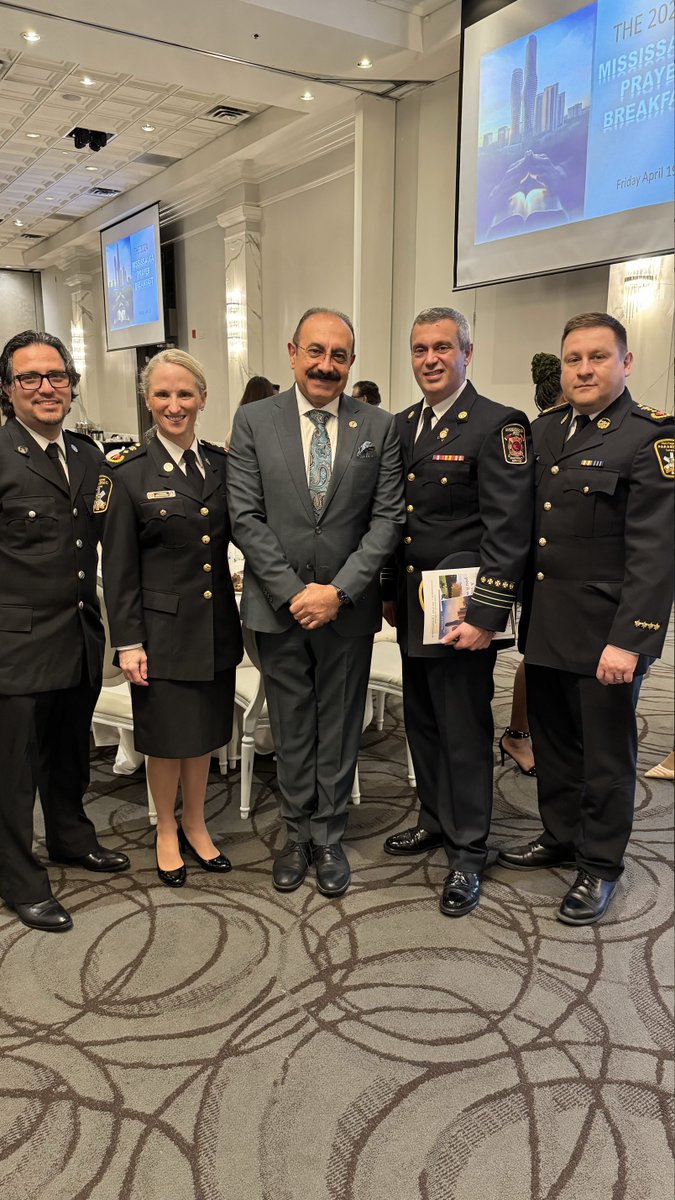 Thank you the Mississauga Prayer Breakfast for hosting this year's annual gathering. We come together to recognize and offer prayers for our first responders, public officials, and all those in our city who could use our support. Chief Nish's words were truly inspiring. 🙏