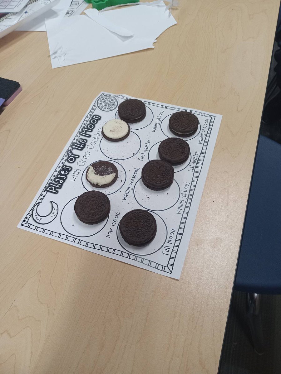 PREPRIDE's tweet image. After all the hype over the recent solar eclipse, these students wanted to learn more about the moon.  Using Oreos, they modeled each of the 8 phases of the moon!