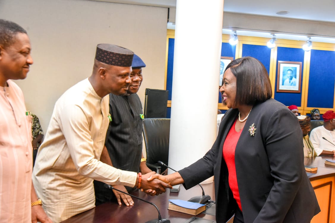 Members of the House of Representatives Committee on Public Accounts today paid us a courtesy visit. Led by the Chairman, Hon. Bamidele Salam, the visit was quite a pleasantly rewarding forum in which I reiterated our administration’s commitment to transparency and