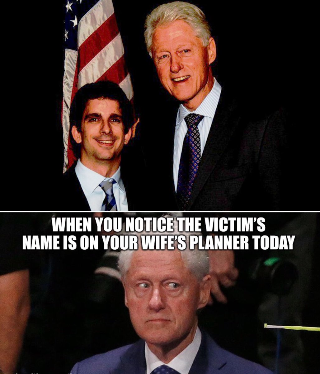 TinkerbellTroll's tweet photo. The moment you notice… @HillaryClinton @1mhere4elon #ClintonHitList #ClintonDeathList https://t.co/0Qajax4jF2