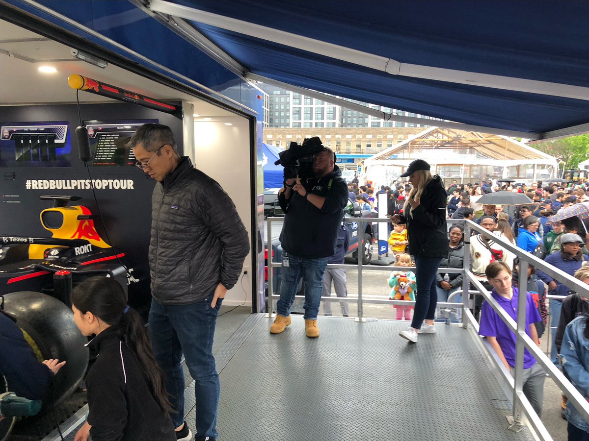 Poth2887's tweet image. Red Bull fan fest