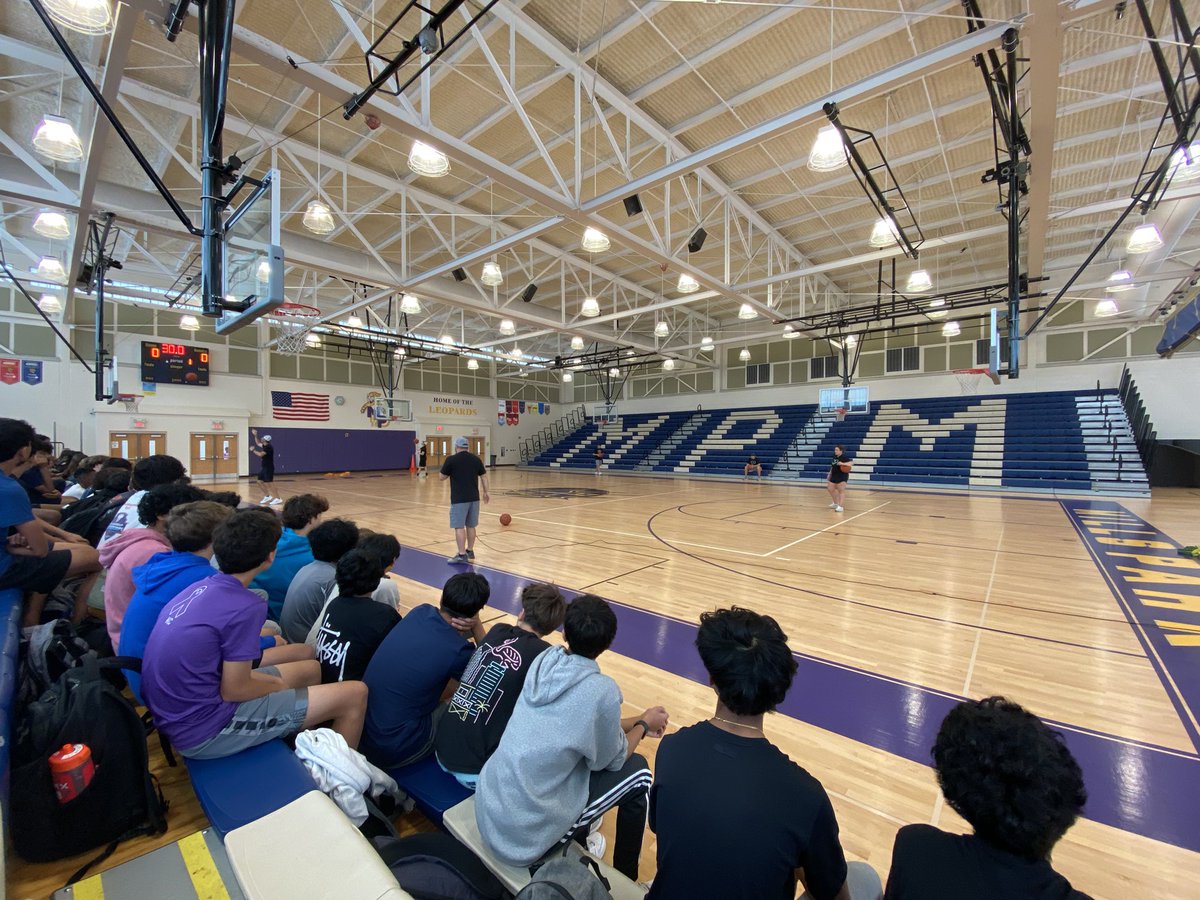 Mrs. Masterson tweet media