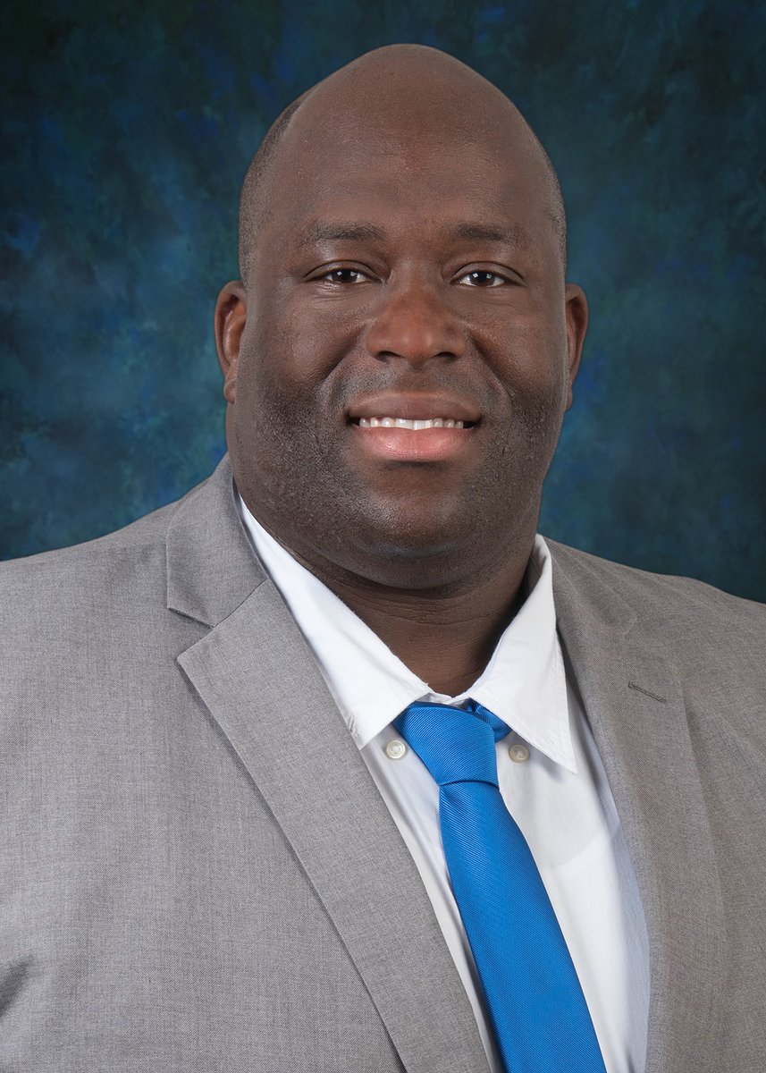 McKinney named <a href="/cycreekhs/">Cy Creek High School</a> campus athletic coordinator, head football coach | cfisd.net//site/default.… #CFISDspirit 🏈