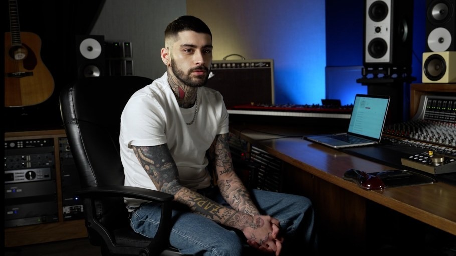 Zayn Malik explains how listening to Chris Stapleton and Willie Nelson inspired the songwriting on his upcoming album 'Room Under the Stairs,' on Rolling Stone's latest episode of 'The Breakdown.' More: rollingstone.com/music/music-ne…