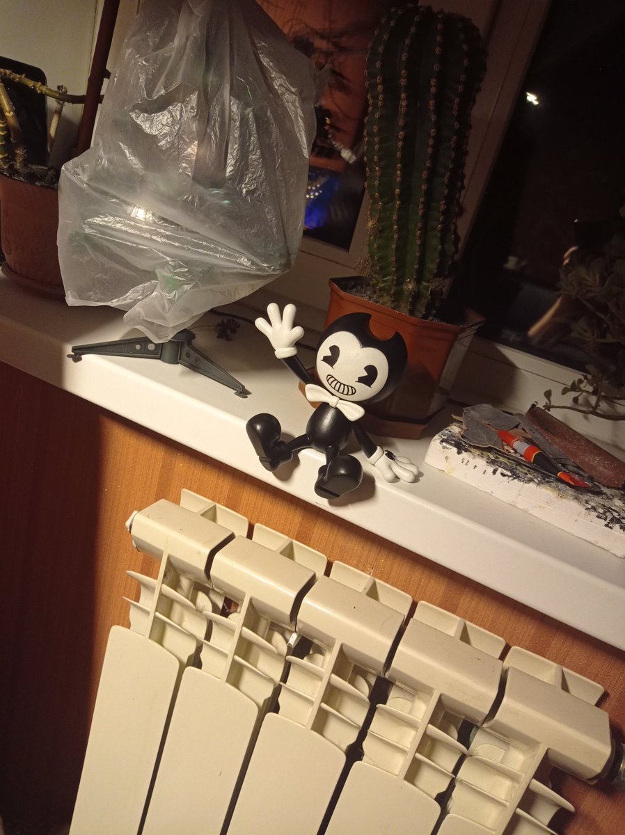 Bendy was finished! I made it entirely from polymer baked clay, if anyone is interested, it is completely handmade. I'm waiting for your assessment! #Bendy_and_the_Ink_Machine #InkDemon #Bendy #BatDR #Bendy_and_the_Dark_Revival