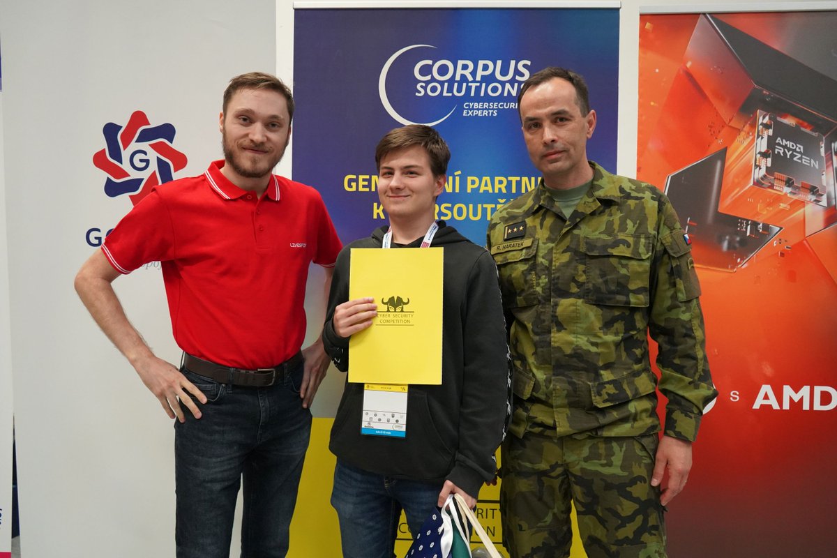 KyberSoutez's tweet photo. 10.000 soutěžících, 400 zapojených škol, 61 finalistů, 50 partnerů, 400 účastníků doprovodného programu finále. 
Sice již známe vítěze 8. ročníku soutěže, nicméně nás stále ještě čeká letní škola kybernetické bezpečnosti, výběr národního týmu a účast na evropském finále v Itálii. https://t.co/yRfEQViKpD