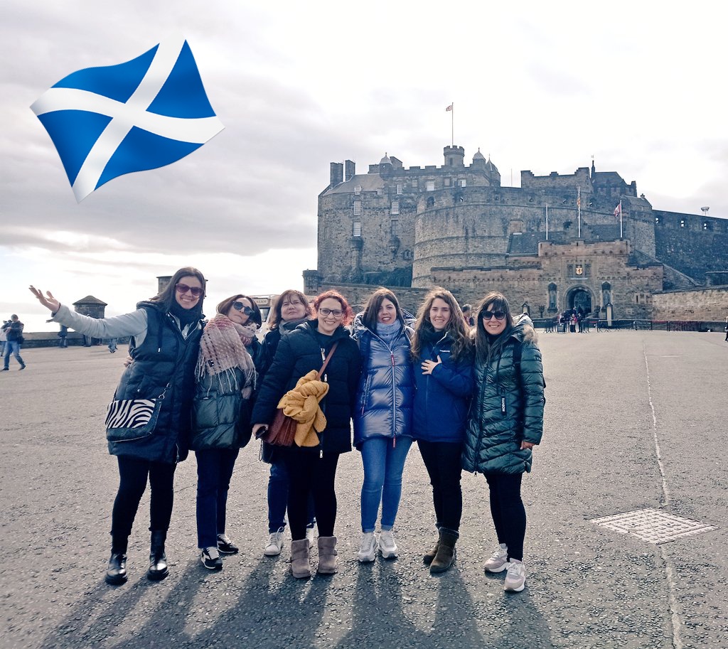 Y llegó el momento de la despedida 🫂😔 Gracias, chicas, por todos esos momentos vividos durante el #PIE_ObservaInternacional de <a href="/CFPIdiomas/">CFP IDIOMAS</a> y <a href="/educacyl/">Educación JCyL</a> (falta Carmen). Hemos sido un gran equipo 🏫💙