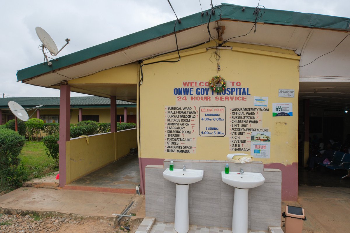 To prevent & control infection in health institutions, UNICEF supported the Ejisu & Onwe hospitals in the Ashanti region with WASH facilities. As part of the visit, we passed through these hospitals to see how the facilities are serving the needs of clients & health workers.