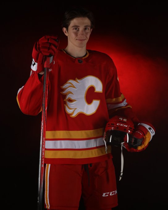 Sam Honzek photo shoot shot