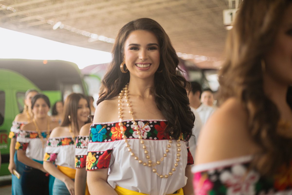 estilotabasco's tweet photo. 🎡🎡🎡Las Representantes de los Municipios visitaron las instalaciones del ADO, como parte de los recorridos que realizarán en Preferia Feria Tabasco 

Fotógrafia Rixagraphmx Fotografía @FeriaTabasco_ https://t.co/qPqn59XvxR