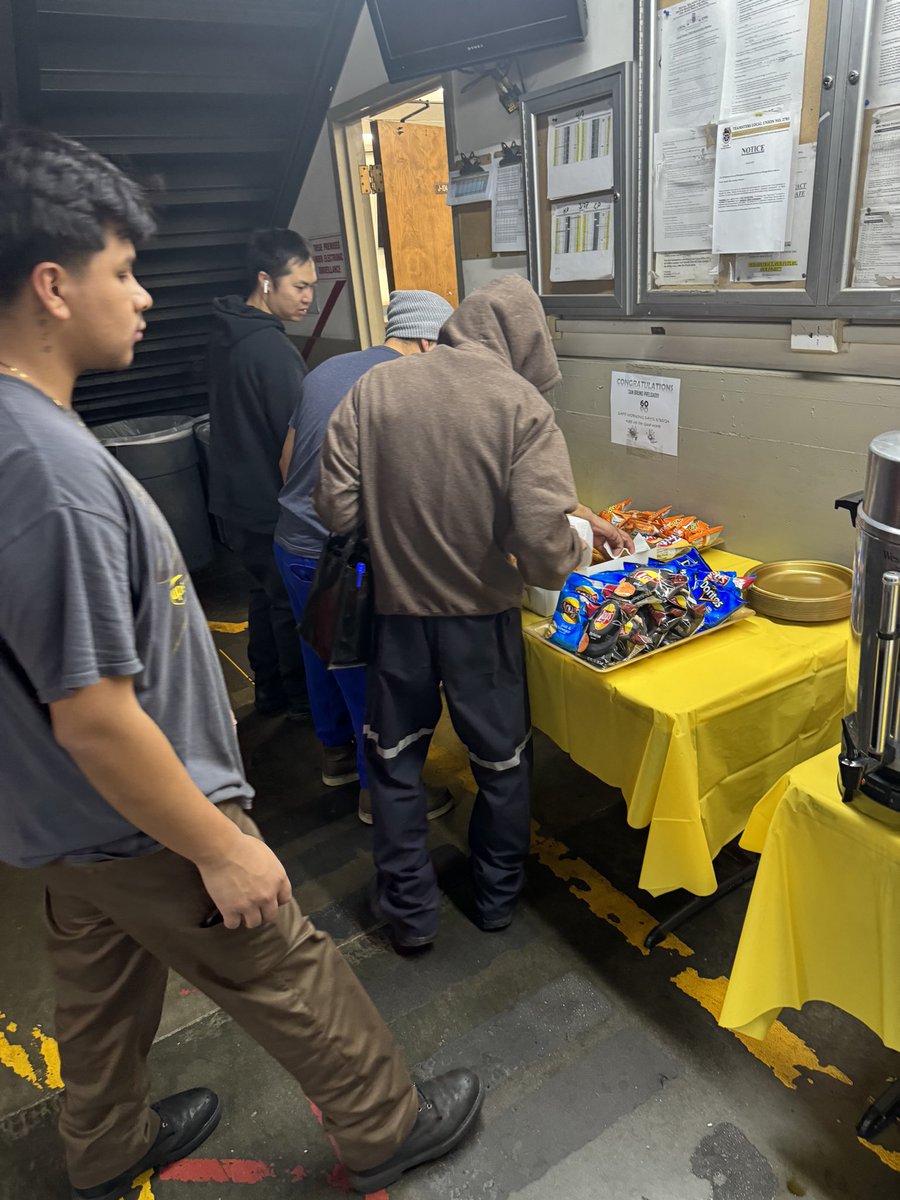 Congratulations on 60 Safe Work Days San Bruno Preload! Thank you by working safe by choice. You are amazing 🤩 #safetyfirst #ups