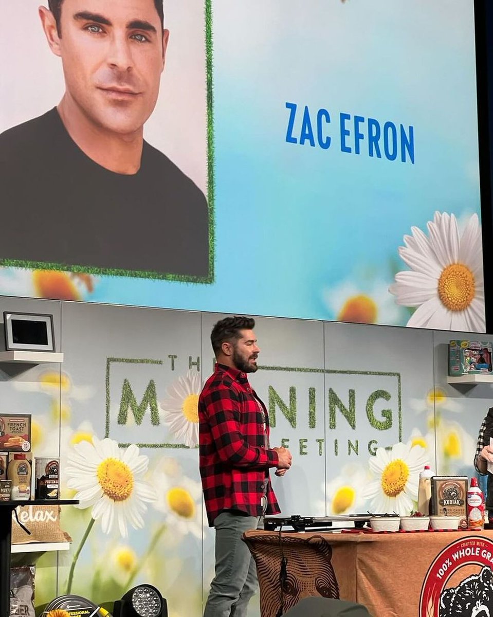 #ZacEfron in Bentonville, Arkansas ✨