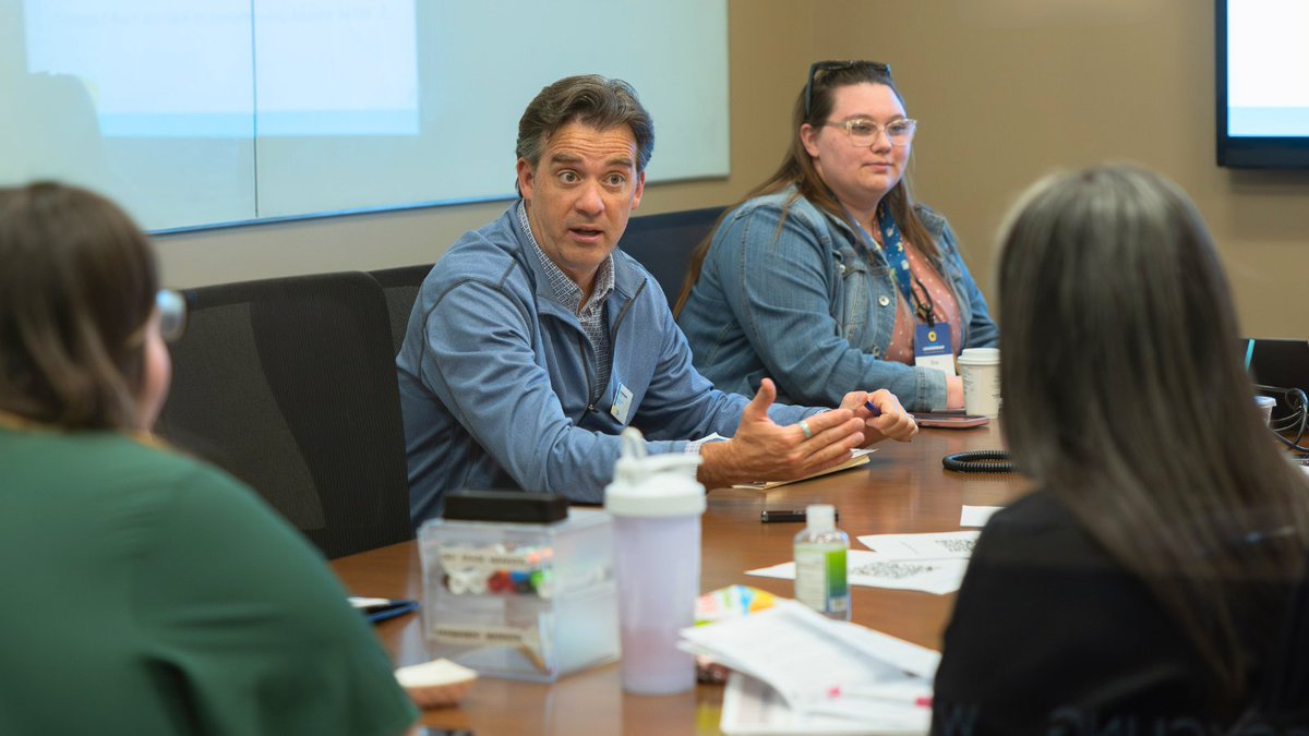 TheKLC's tweet photo. Our first #LeadForChange for 2024 took place in March with 40 participants. This immersive 3-day workshop is tailored for groups &amp; teams of 3-6 people from a shared system.

🚀 Join us for the next sessions in August &amp; October. Learn more &amp; enroll: https://t.co/QYIoWdvDFT https://t.co/inZZTkDEpx