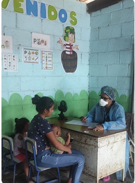 BMC en Santa Rosa:Dra.Dayana Caballero ,Espec.MGI, participa en   la Jornada Médica Integral en la comunidad" El  Pinito" en el Municipio Cuilapa  donde atendió  a pacientes pediátricos,ancianos y crónicos. Además , hizo evaluación nutricional y distribución de medicamentos.