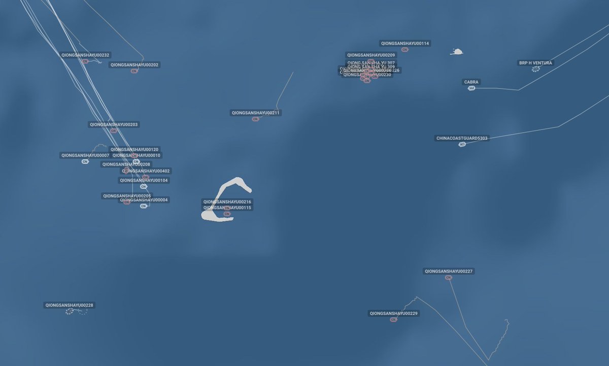 GordianKnotRay's tweet photo. At least 27 large 🇨🇳maritime militia & 1 #China Coast Guard ships are now on hand to greet 🇵🇭#Philippines hydrographic research vessel BRP-H Ventura & its new escort, BRP Cabra (replacing BRP Gabriela Silang) near Thitu (Pag-Asa) Island.