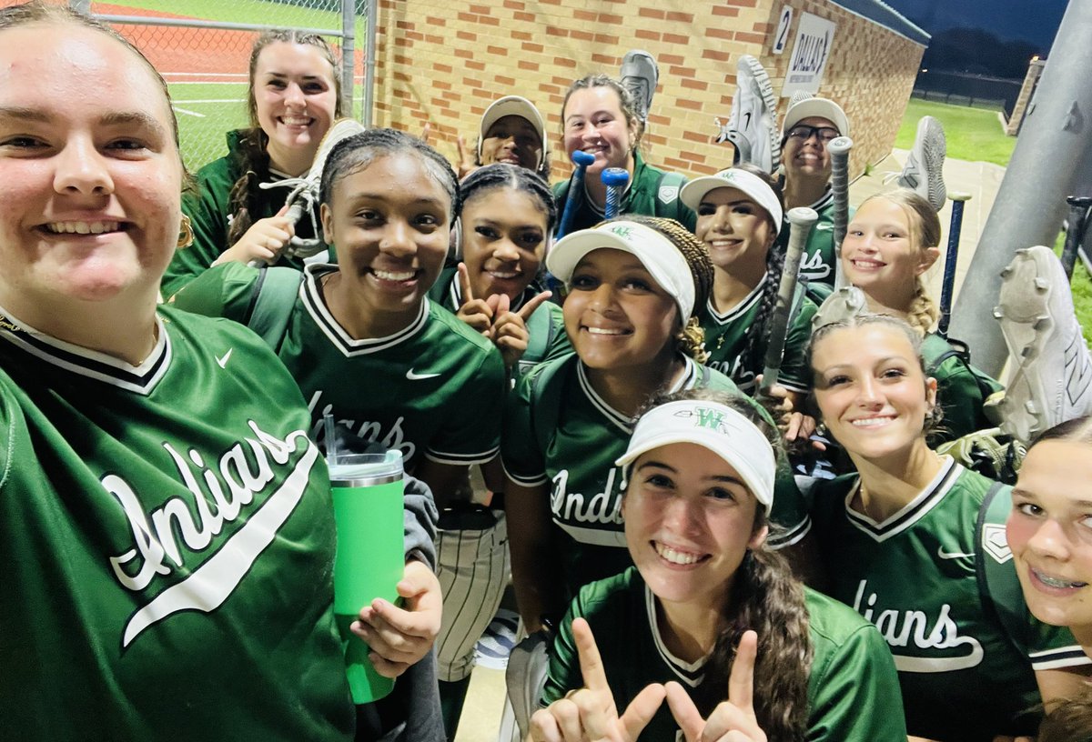 Finished the season tonight with an <a href="/NDNSsoftball/">Waxahachie Indian Softball</a> District 11-6A DUB!
Up next <a href="/uiltexas/">Texas UIL</a> Bi-District Playoffs.