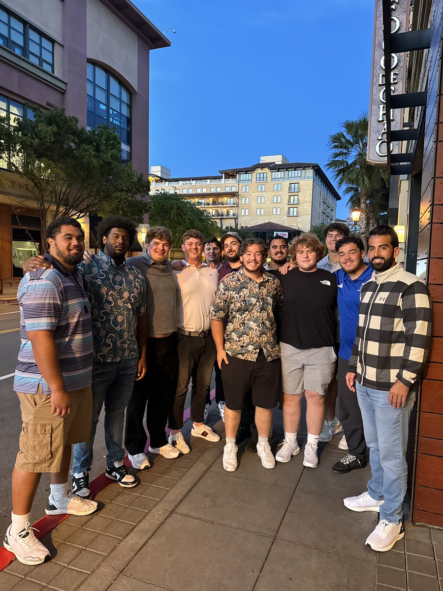 Zach Artman (@zartsjsu) on Twitter photo The Hot Boyz threw down tonight!!
Love these guys and proud of the work theyโve put in this spring! Looking forward to finishing spring strong and getting after it this season with this crew!
<a href="/JohnEstes55/">John Estes</a> <a href="/SanJoseStateFB/">San Josรฉ State Football</a> The Hot Boyz threw down tonight!!
Love these guys and proud of the work theyโve put in this spring! Looking forward to finishing spring strong and getting after it this season with this crew!
<a href="/JohnEstes55/">John Estes</a> <a href="/SanJoseStateFB/">San Josรฉ State Football</a>