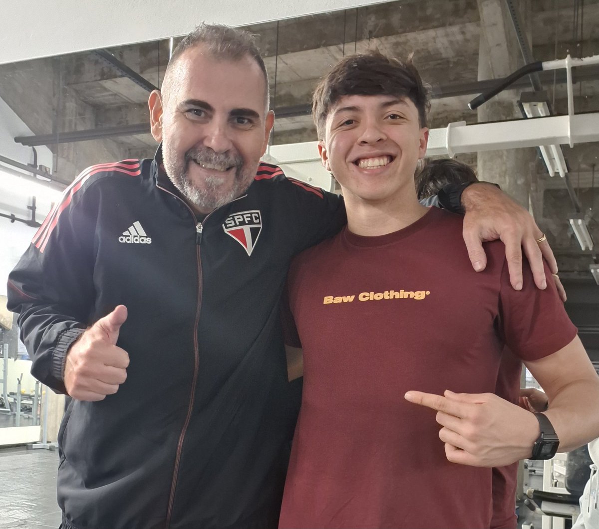 Parabéns Jackson armador da equipe Sub 18 do <a href="/SPFCBasquetebol/">SPFC Basquetebol</a> convocado para a seleção brasileira da categoria. Muito treino e muito esforço recompensados com essa convocação.  🏀🔴⚪️⚫️💪🏻