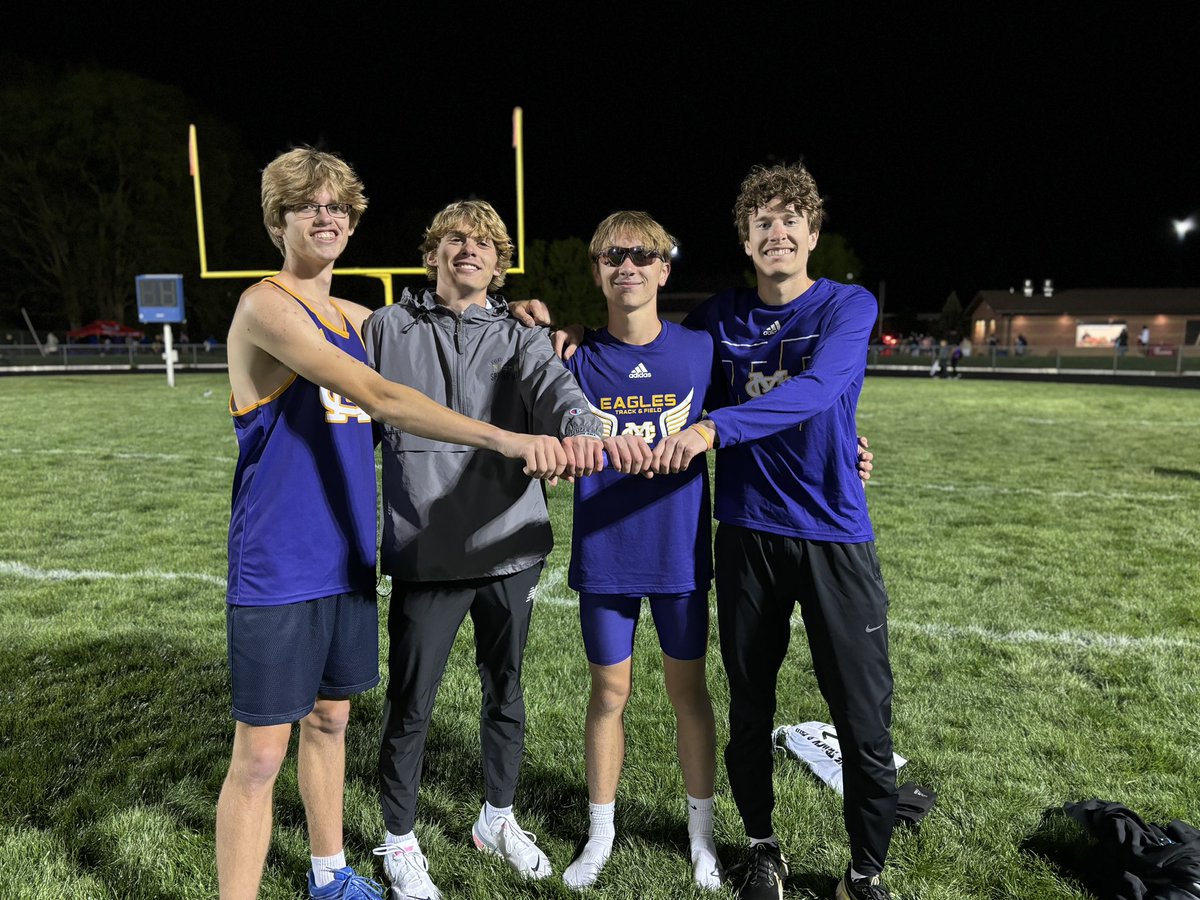 4x400 team of Zampieri, Eldridge, Naugle and Dutton run a season best of 3:33.95 to finish 2nd and move into 6th on the CM Top 10 List!