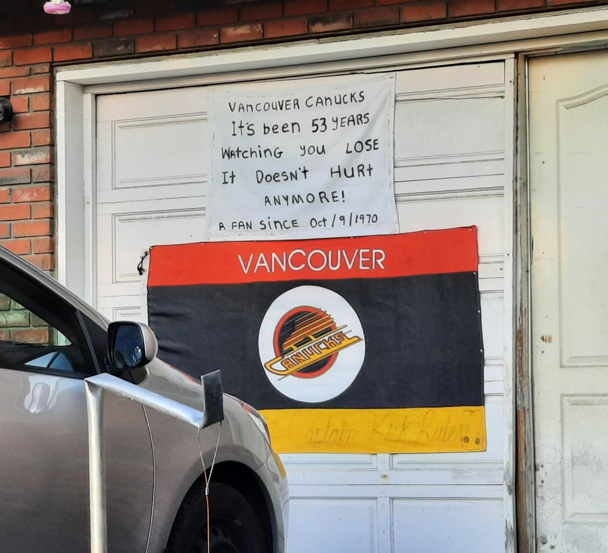 Spotted this in East Vancouver 👀 #Canucks