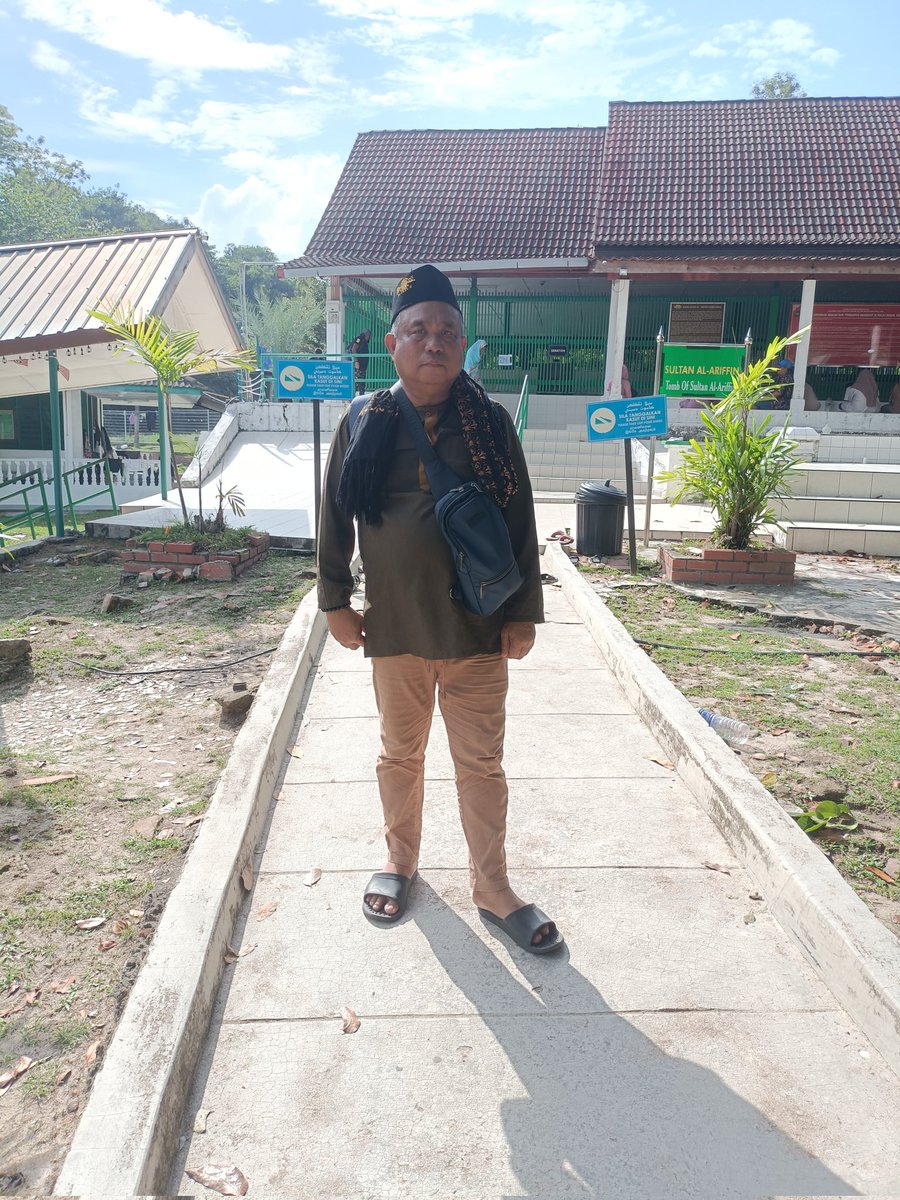 Siara Sultan Arifin Bin Ismail R A Pulau Besar Melaka Malaysia