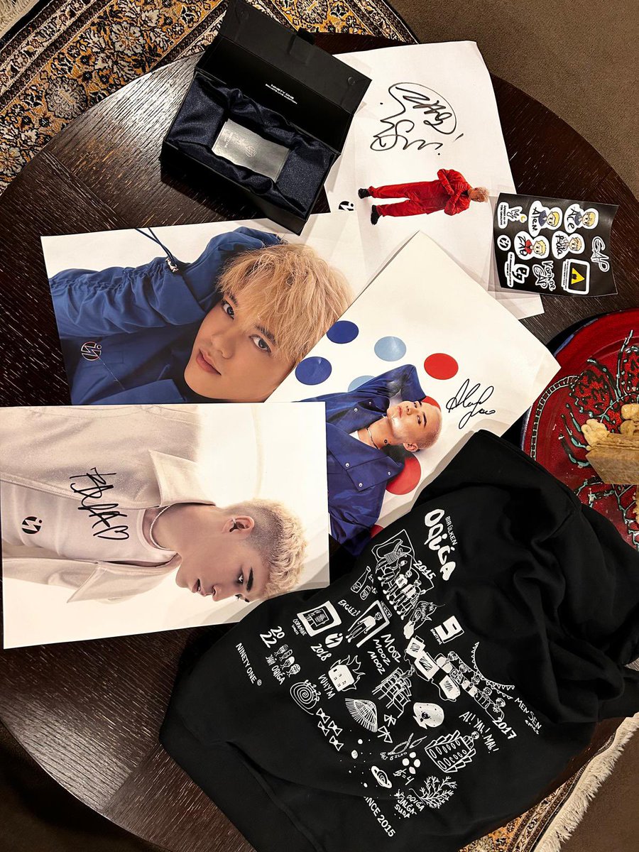 NZAmb_ROK's tweet photo. Fabulous surprise end to the week!
I was thrilled as a fan of Q-Pop to receive gifts from fav band @NinetyOne_Real from @Nurgali56587493 after
he told them I was a fan. So cool! 🦅😎 
рақмет, thank you NinetyOne!
😎🇳🇿🇰🇿🇰🇷
@NZinKorea @MFATNZ @mofa_kr https://t.co/Q1nWdIe8YK