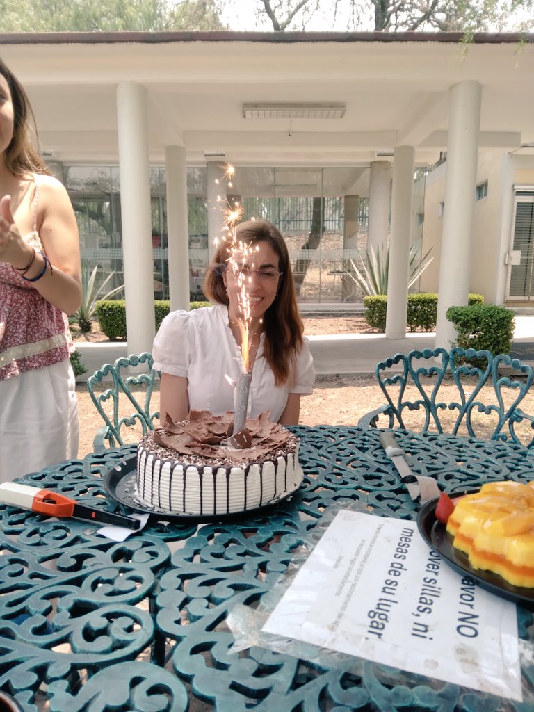 Today we celebrate the birthday of Dr. Susana Porcel, who turned another year older this week. As a group, we wish her many successes.