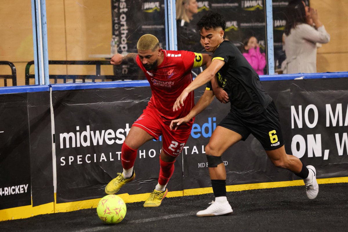 KCComets's tweet photo. Comets take Game 1 of the Conference Finals with unforgettable comeback victory

☄️ ⚽️ 🦍

Full game recap ⬇️ 

🔗 https://t.co/rV2LZO3016 https://t.co/6tSR3Ycy9y
