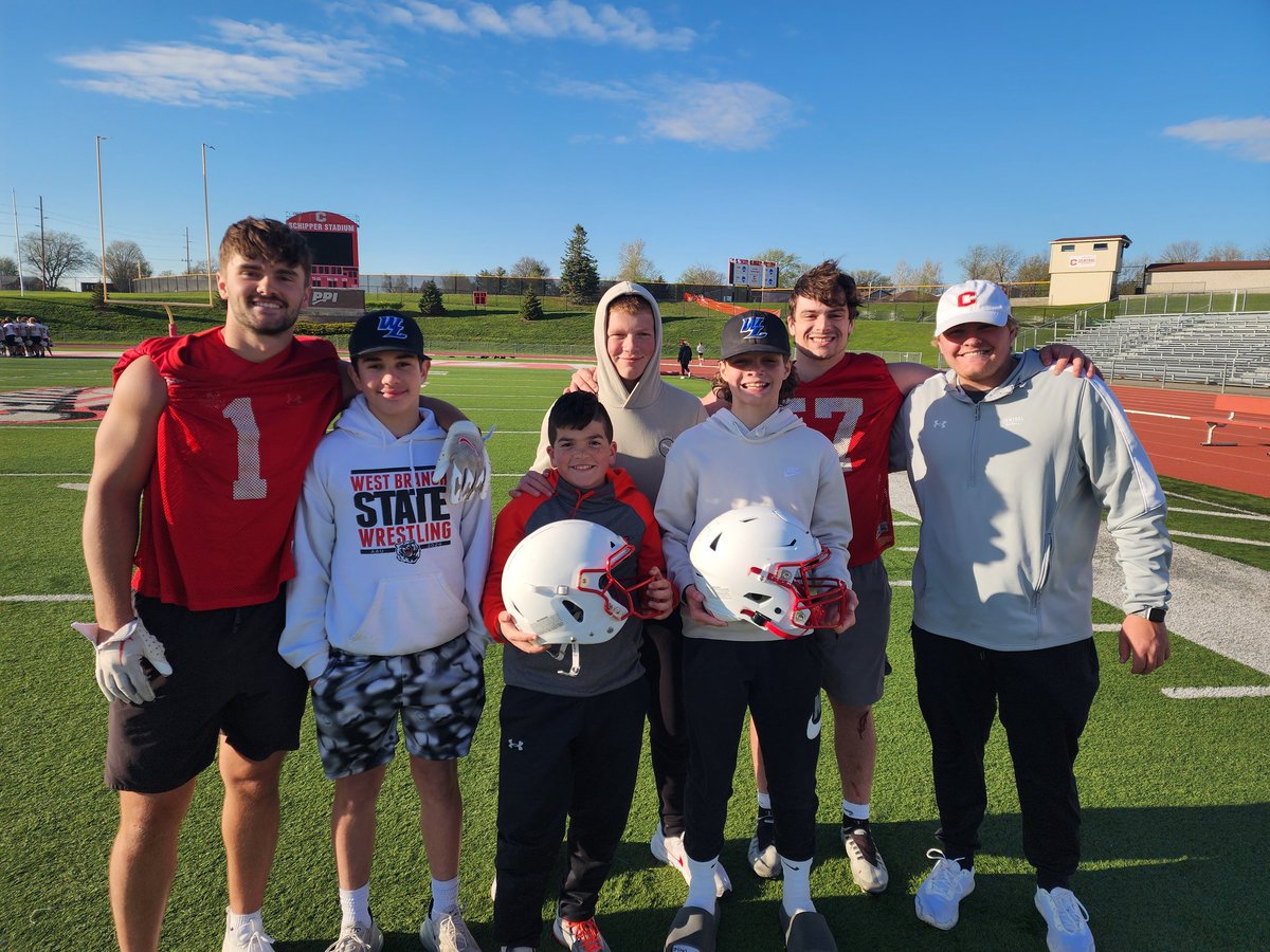 Great day  at @CUI_Football 
<a href="/GHierseman/">Gavin</a> <a href="/kelbyburger/">Kelby Burger</a> <a href="/cael_fiderlein/">Feddy</a>
