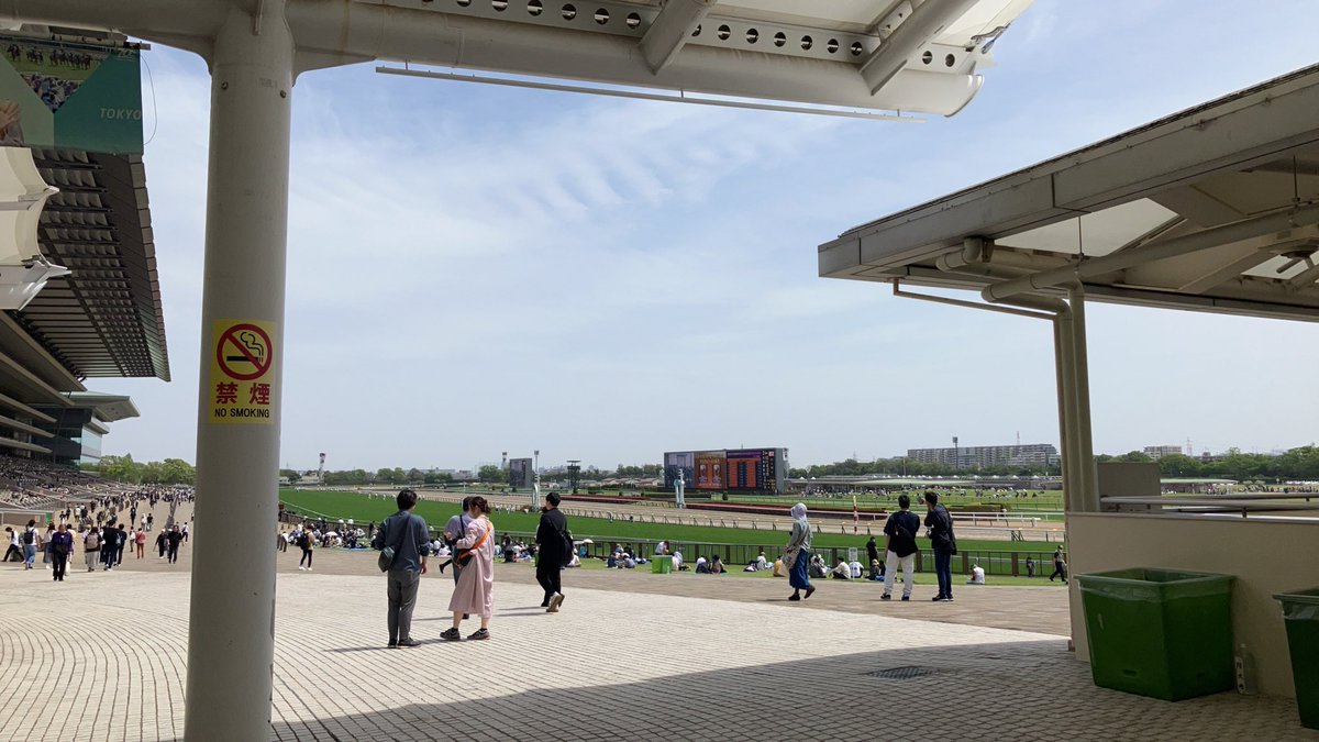 府中に来ています。
今から献花と記帳をすませてきます。
今日は指定席なので暑さは大丈夫なのです…！