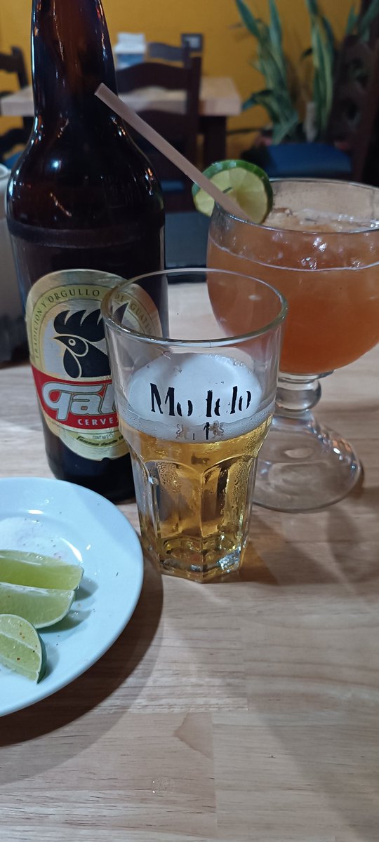 Salucita! Linda noches de viernes 
Mal portados 😈😈😈