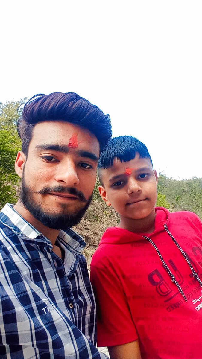 luckyTushar5's tweet image. Shakumbari Devi mandir .... 🙏🏰
.
.
#fyp #foryou #trending #viralpost #trends #shakumbaridevi #behatroad #newclick #newpost #family #familyphotography #parivar #jaimatadi #shakumbaridevitemple