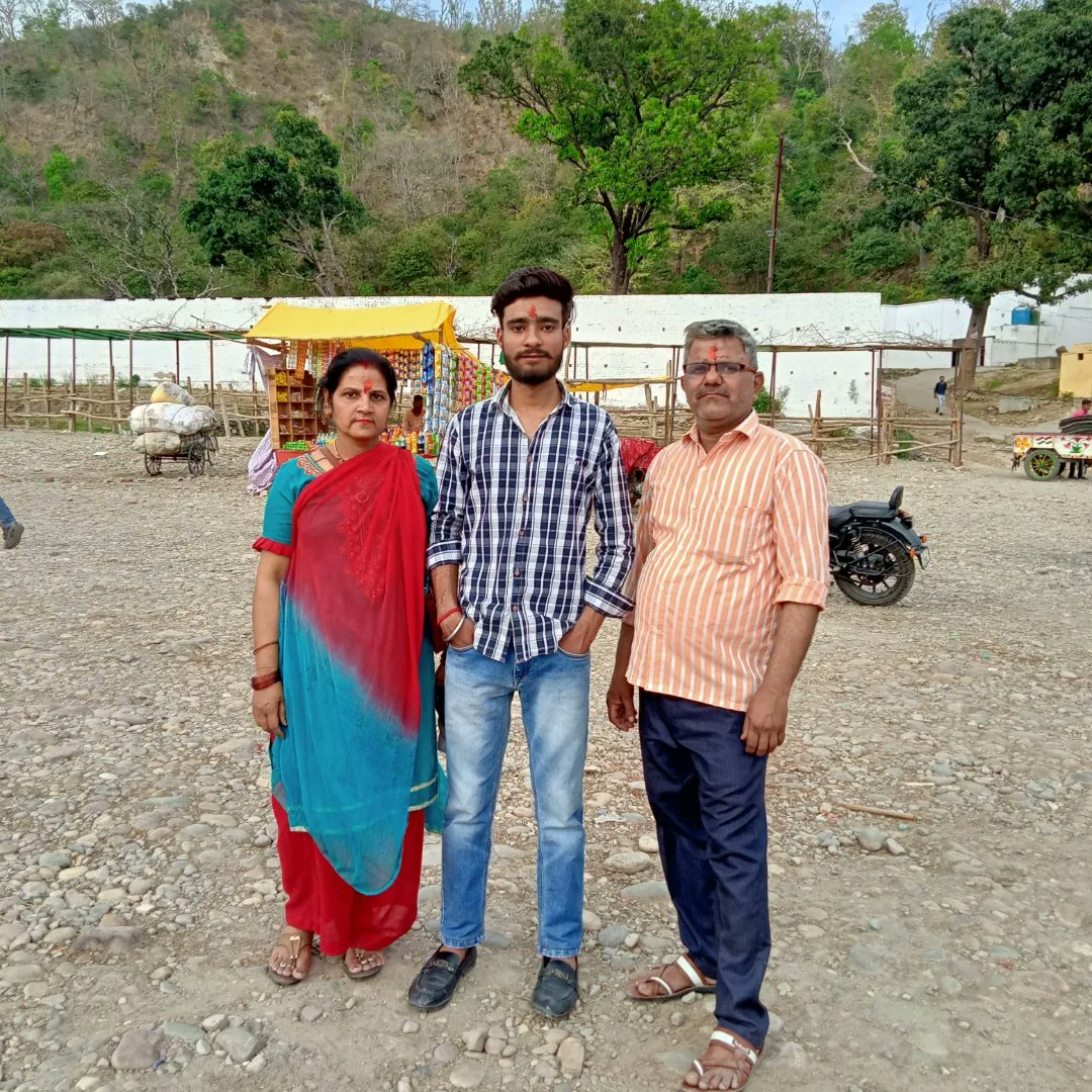luckyTushar5's tweet image. Shakumbari Devi mandir .... 🙏🏰
.
.
#fyp #foryou #trending #viralpost #trends #shakumbaridevi #behatroad #newclick #newpost #family #familyphotography #parivar #jaimatadi #shakumbaridevitemple
