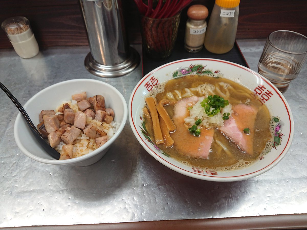 麺や睡蓮
 八王子
 3種煮干し手もみ麺  塩
 サイコロめし
本日もとてもおいしかったです😋ごちそうさまでした🤩