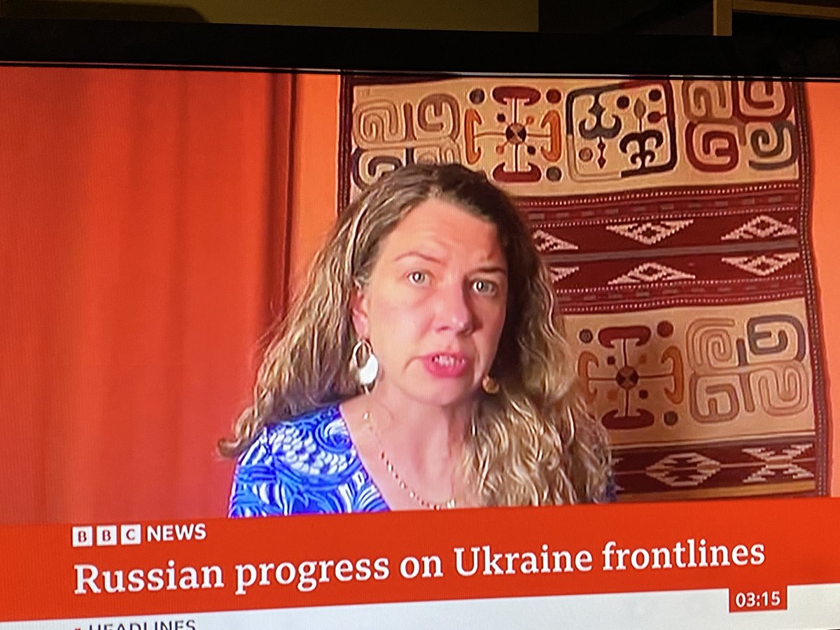 @razomforukraine @melindaharing @avalaina @NBCNews Thank you for your support, Melinda @melindaharing on the BBC @BBCWorld this early morning. Fingers crossed at the voting in the House today! 🇬🇧 🇺🇦 🇺🇸 Slava Ukraini @razomforukraine!