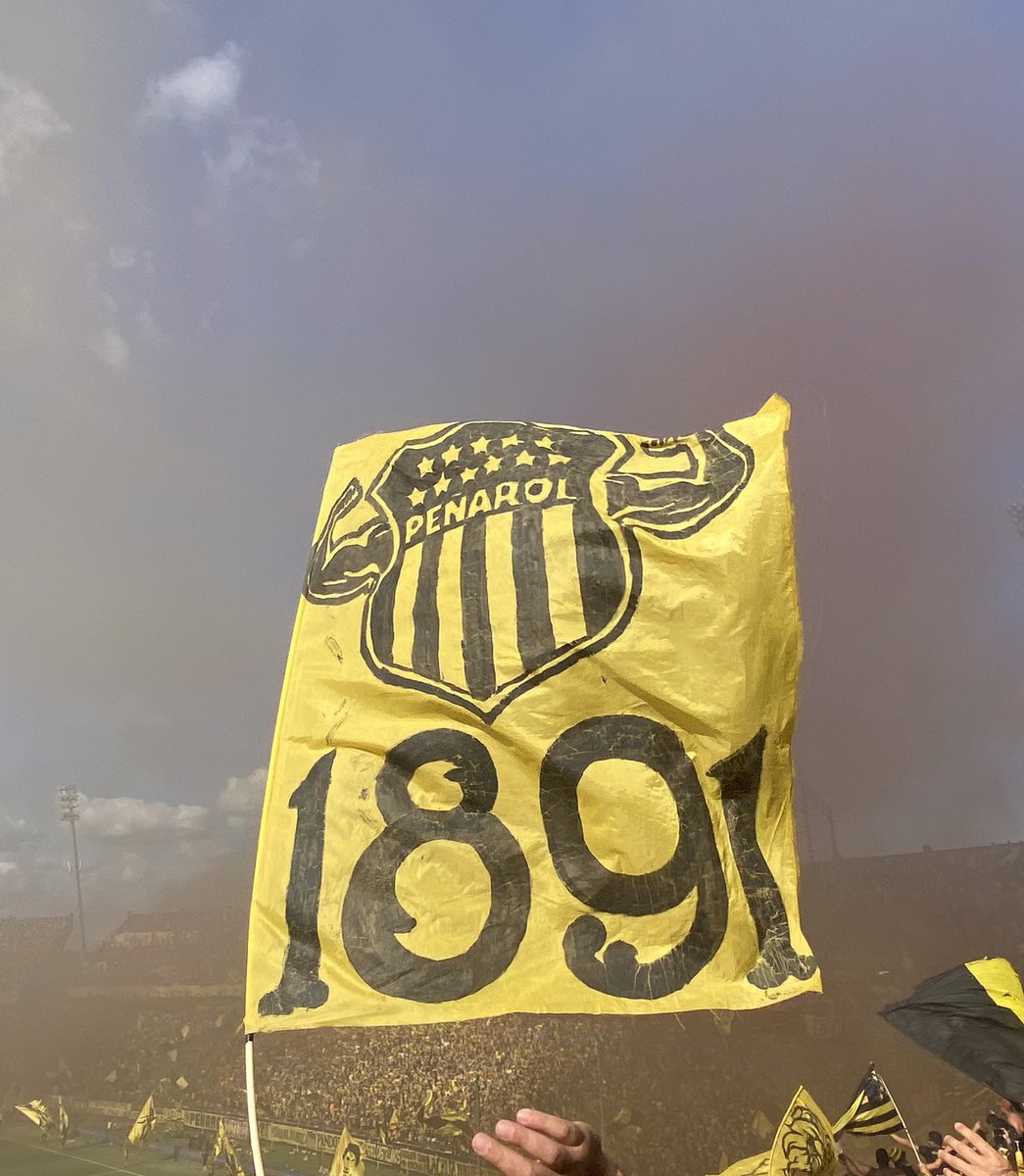 HOY JUEGA PEÑAROL.