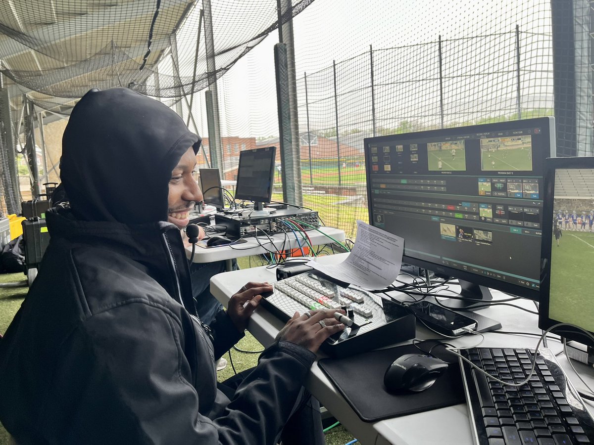 Raindrops… Rooftops…

Our third year of #MIAA 🥍 continues on #WBAL 📺, #YouTube and #ForTheFan, presented by our great partner @blackbyrdevents‼️🏆

#HighSchoolLacrosse #LinacreMediaOnTV 🦀🏆🎥📺🎛🎙🇺🇸