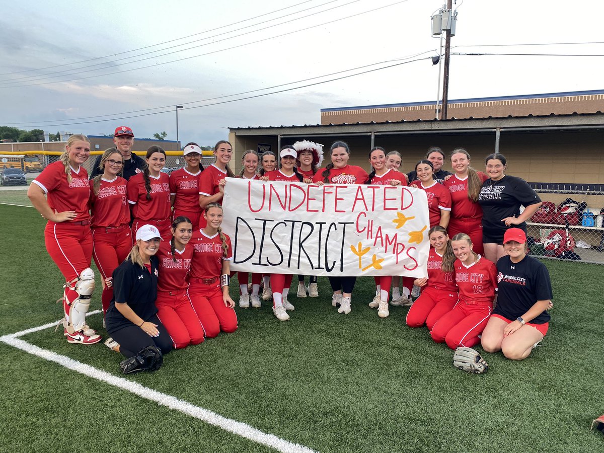 bc_cardinalsb's tweet photo. With a 20-1 win tonight, Bridge City Softball claims the title of undefeated district champs💪🏼 https://t.co/GYHKUeRwEI