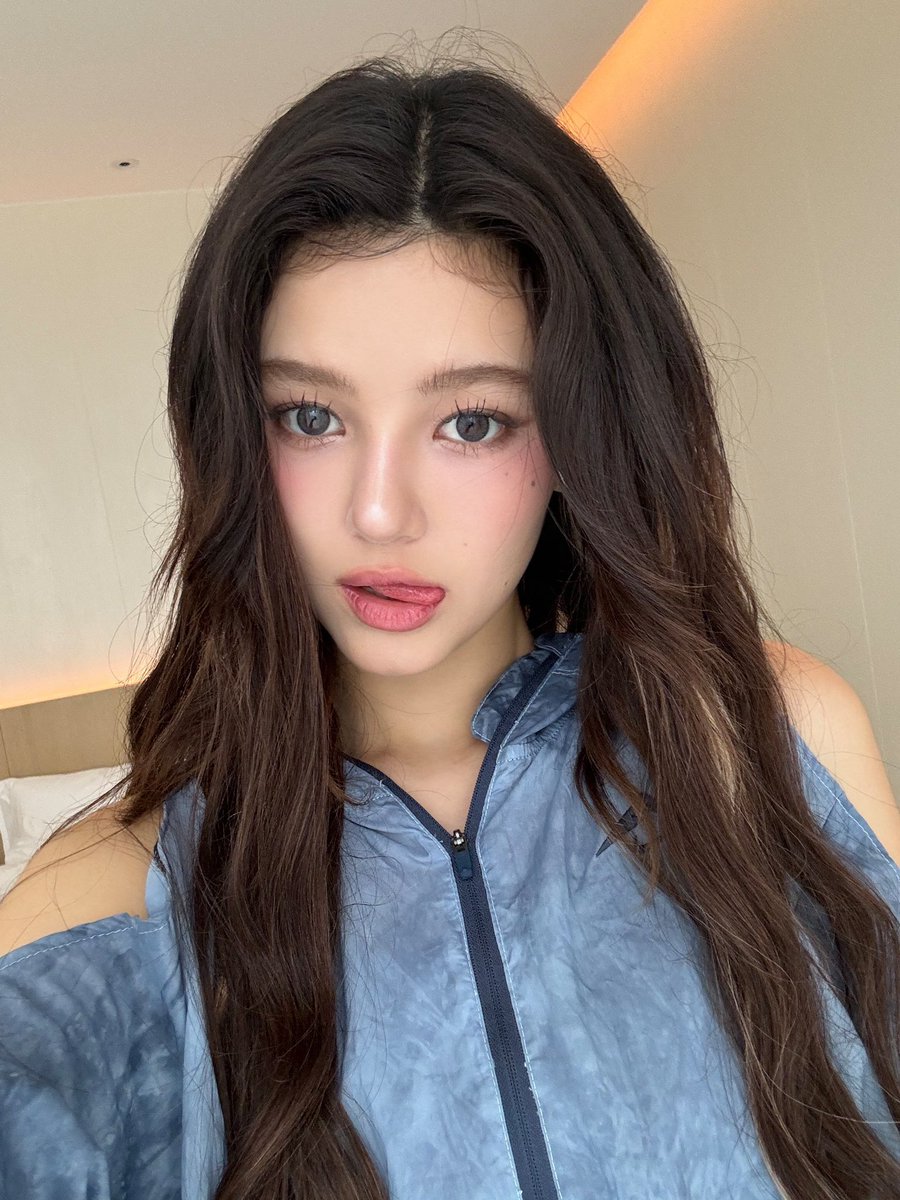 am nyam nyam emm kenyang
am nyam nyam emm kenyang 
am nyam nyam emm kenyang
am nyam nyam emm kenyang
am nyam nyam emm kenyang 
am nyam nyam emm kenyang
am nyam nyam emm kenyang
am nyam nyam emm kenyang 
am nyam nyam emm kenyang
am nyam nyam emm kenyang
am nyam nyam emm kenyang