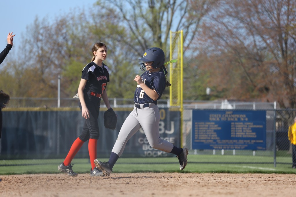SOFTBALL: Cabrini improves to 5-0 with doubleheader sweep of Cardinal Mooney trib.al/wQgc3X8