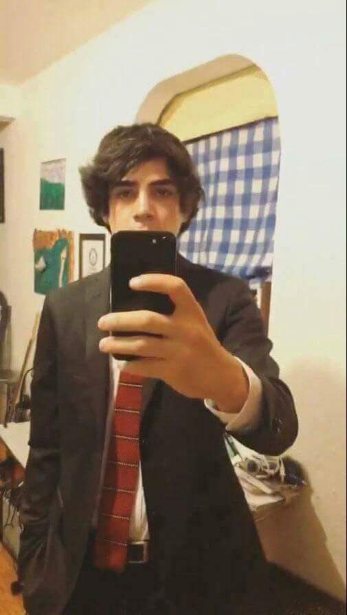 chesz_'s tweet photo. @JosDice Selfie? https://t.co/jjumPTdamS