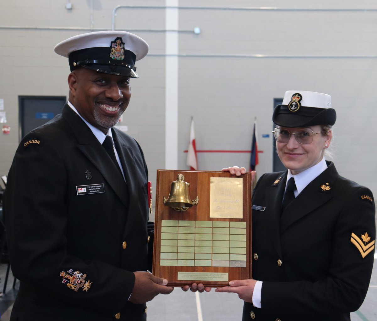 Congratulations to our 5th #HMCSMalahat Annual Awards’ recipient, MS Huyghe, who was awarded the Coxn’s Memorial Trophy, presented to the Junior NCM who possesses the best potential to become Coxswain of HMCS Malahat.

#WeTheNavy #ReadyAyeReady #victoriabc #yyj @RoyalCanNavy