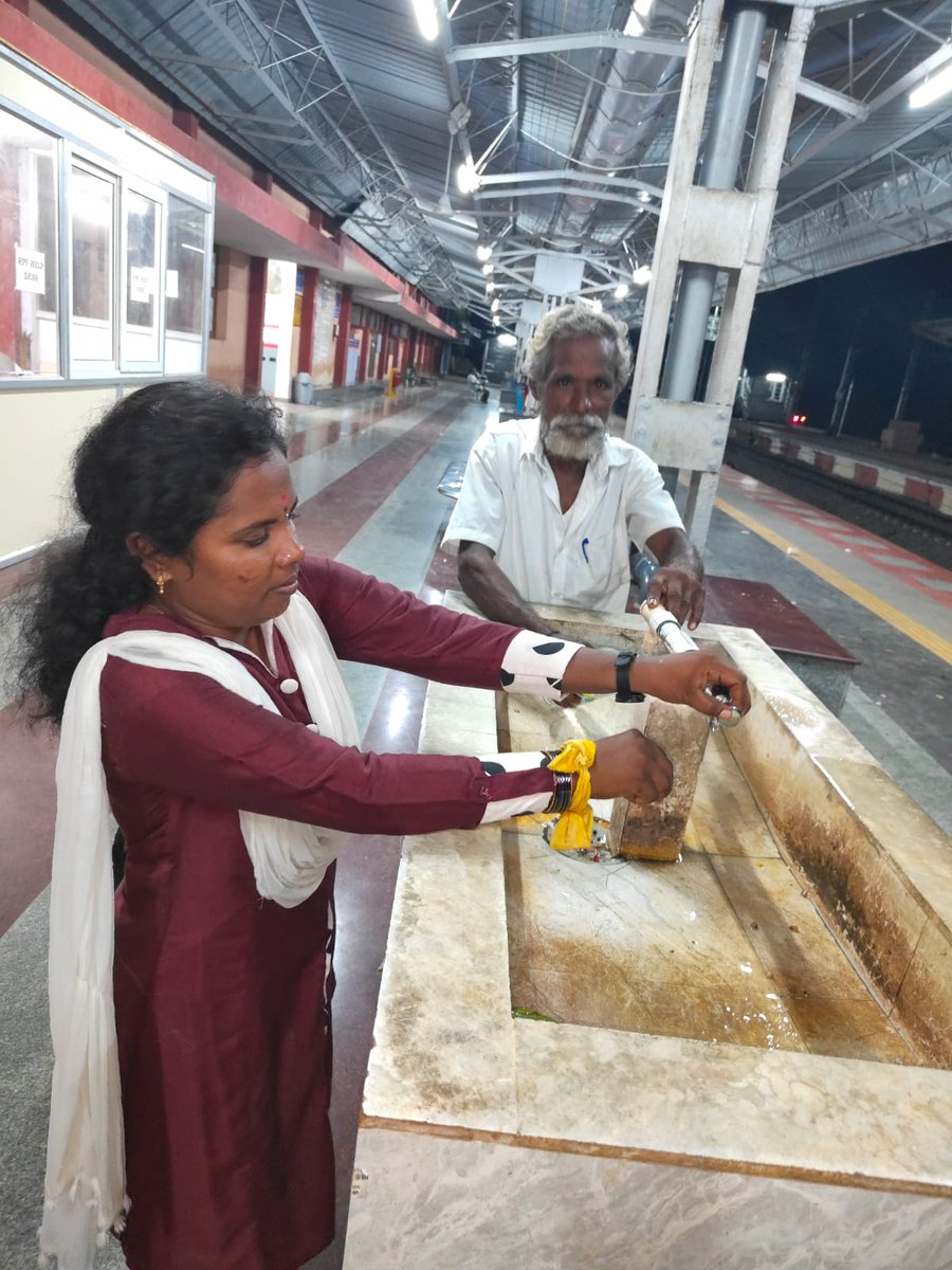 Refreshing Travel: 
#Tiruvannamalai Railway Station of #TiruchchirappalliDivision ensures a Well-Hydrated Journey for Passengers.Adequate water arrangements have been put in place at the stations
 #HydrationStation #RailwayComforts