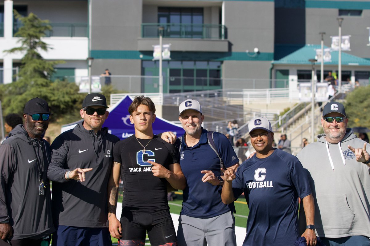 .@chaparralpumafb X @Chaparral_tf 🤝 #PumaPRIDE