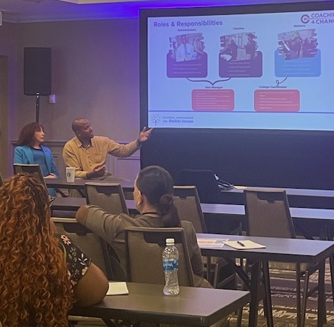 Day 3 at #NCTRNationalSymposium kicked off w/ a panel feat. our collaborators (@AACTE, @deansforimpact, @Hunt_Institute, @NBPTS, & @teacherpowered), followed by breakout sessions. Our hope is that these important conversations & connections continue to spark change. ❤️