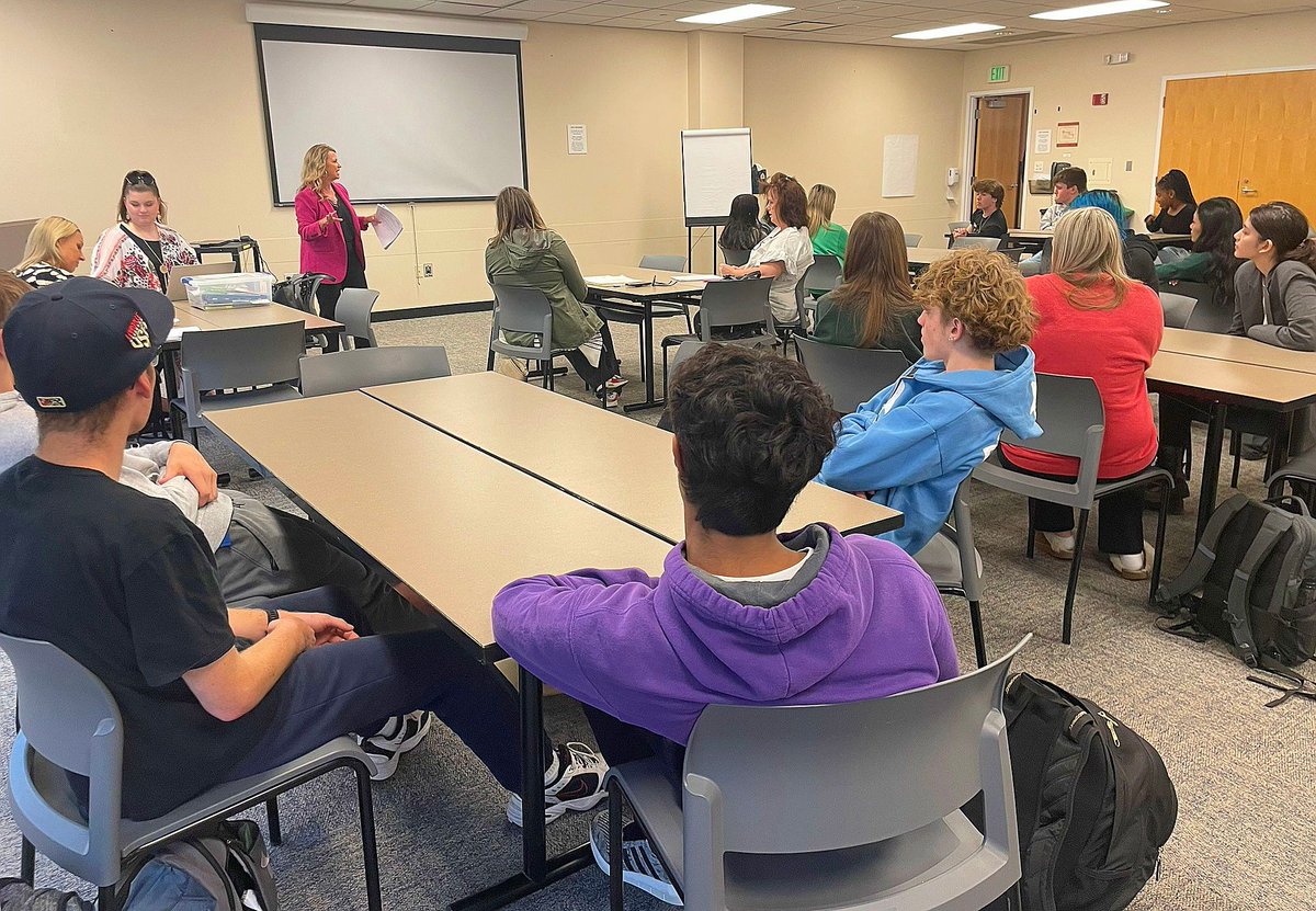 District 99 tweet media