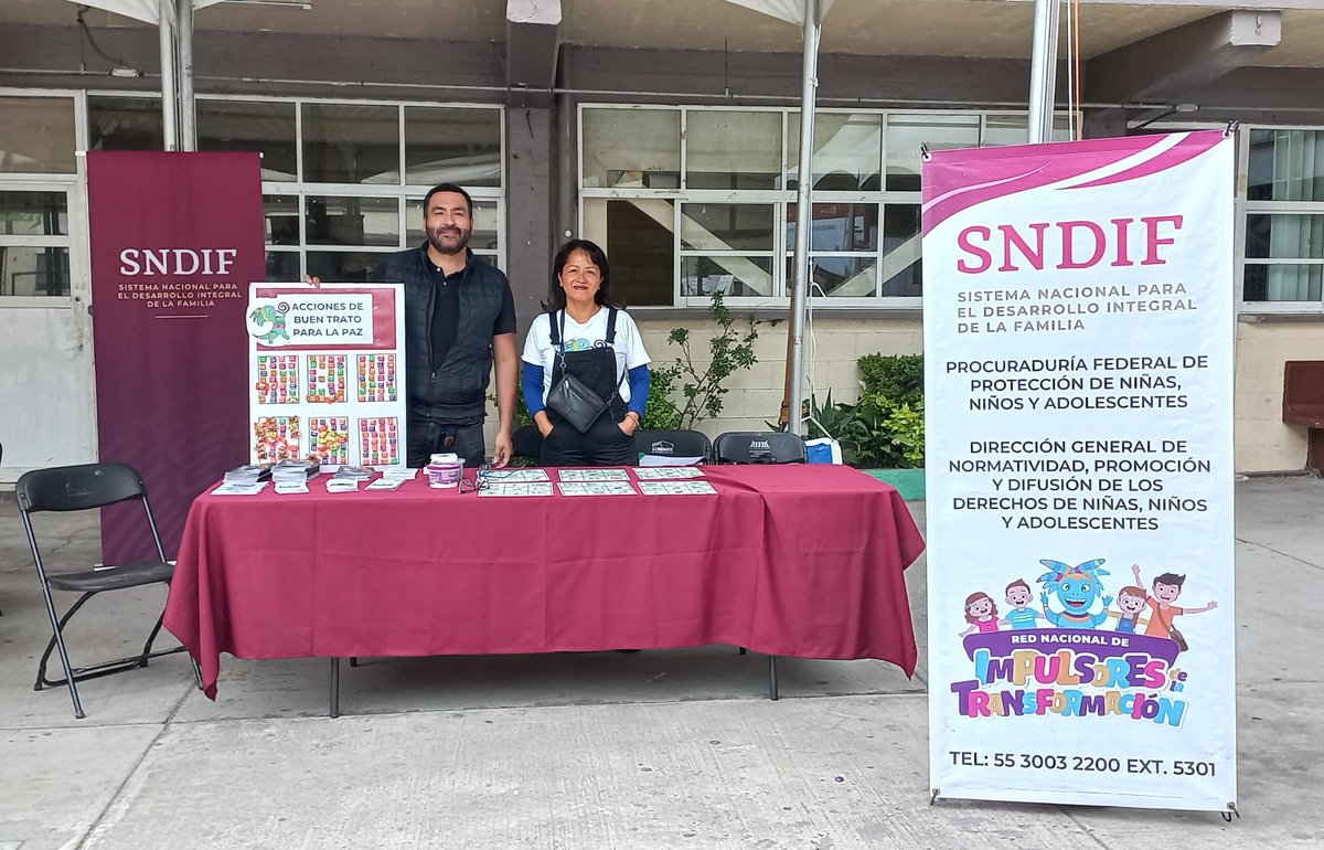 DIF_NMX's tweet photo. ✅ En el marco de la Jornada por la Paz 🕊️ y la Sana Convivencia, realizamos actividades lúdicas 🎲🧩 sobre los #Derechos de #NNA 🧑🏽🦱🧑🏽🦲🙋🏽 e impartimos plática 🗣️ para prevenir y detectar acoso escolar (bullying) ❎
✨
#ElDIFCercaDeTi
#Respeto https://t.co/OZujWsSJtQ